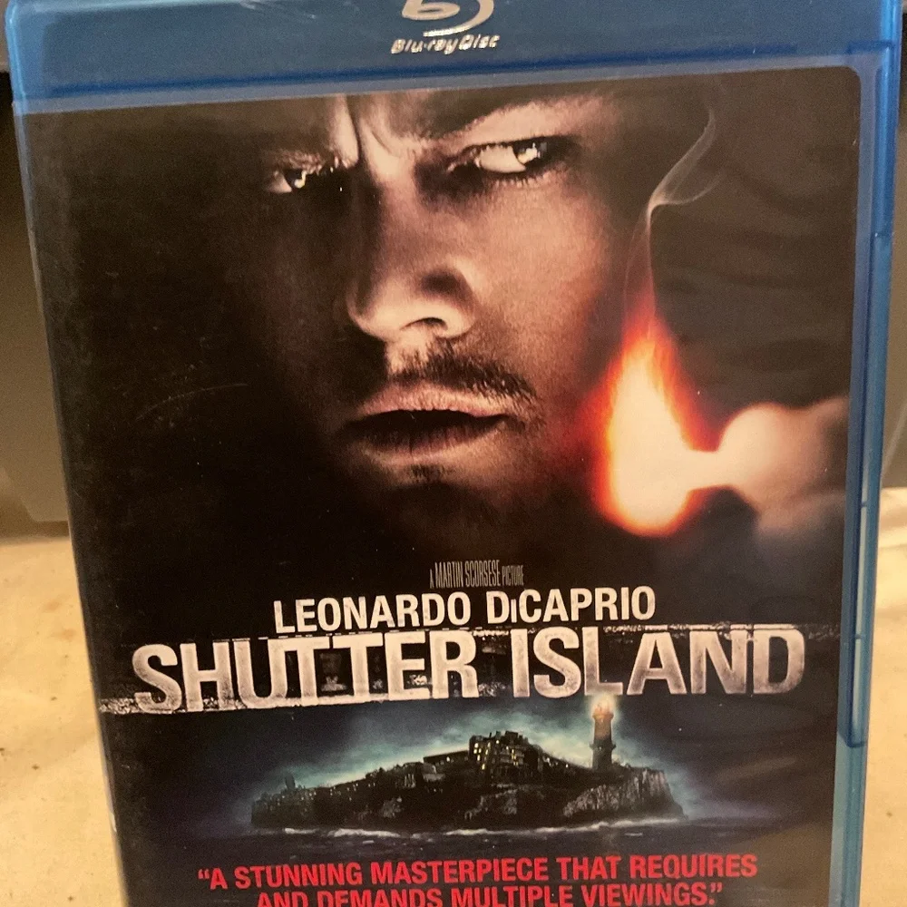 Blu Ray Disc - Shutter Island. V64